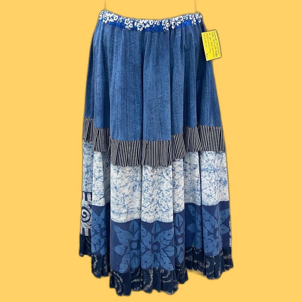 Handmade upcycled blue and white full circle skirt with flounce & ruffle, Size M - Picture 2 of 7